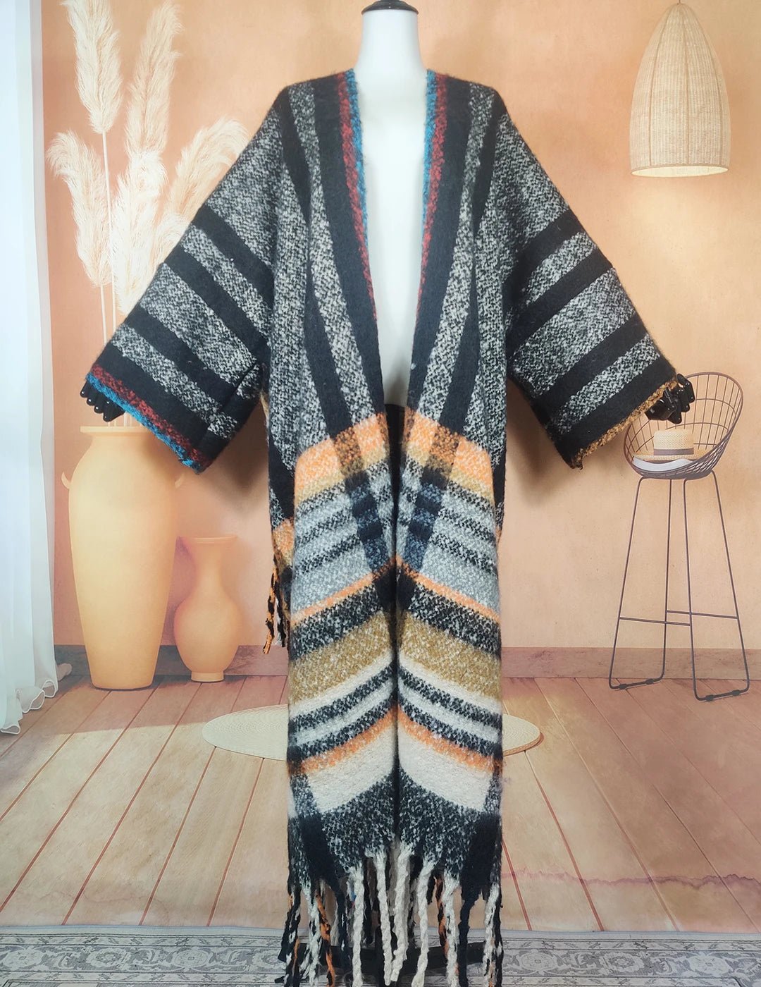 Chic Winter Wear: Cozy African Women's Long Duster Coat in Plus Size - Flexi Africa - Flexi Africa offers Free Delivery Worldwide - Vibrant African traditional clothing showcasing bold prints and intricate designs