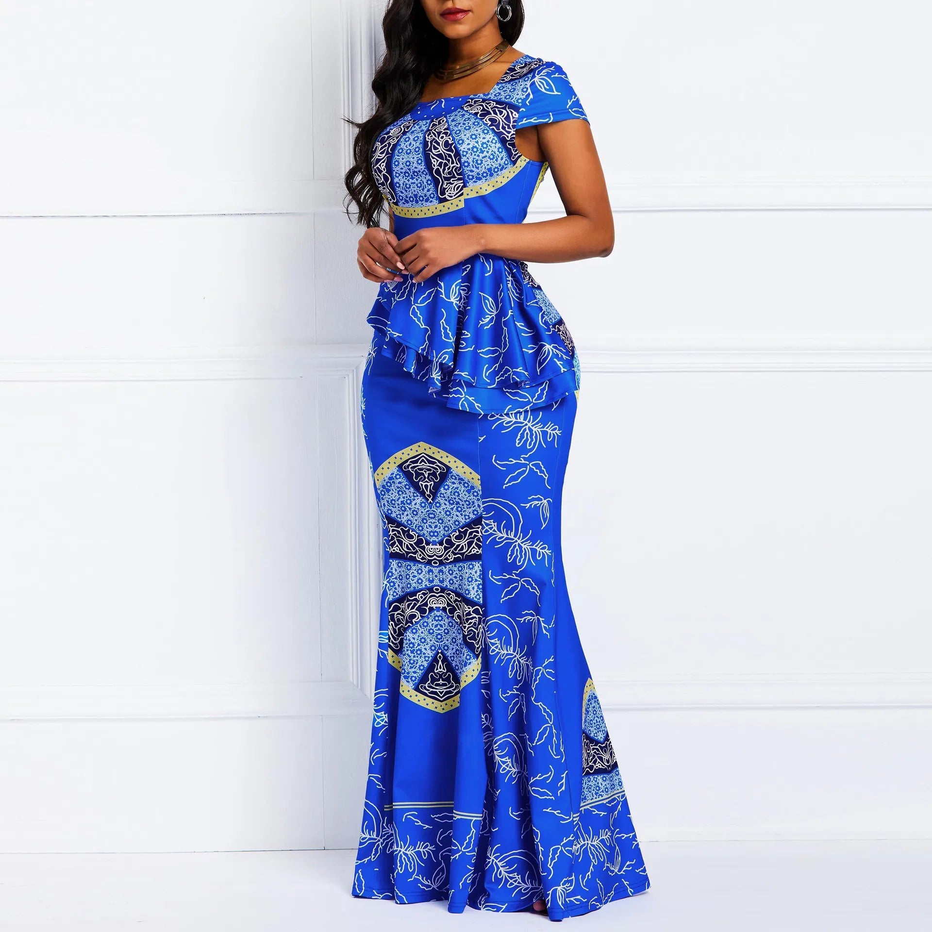 Elegant Plus-Size Ankara Party Dresses: Square Neck Ruffle Skirt and Fashion-Forward African Print Robe - Flexi Africa - Flexi Africa offers Free Delivery Worldwide - Vibrant African traditional clothing showcasing bold prints and intricate designs
