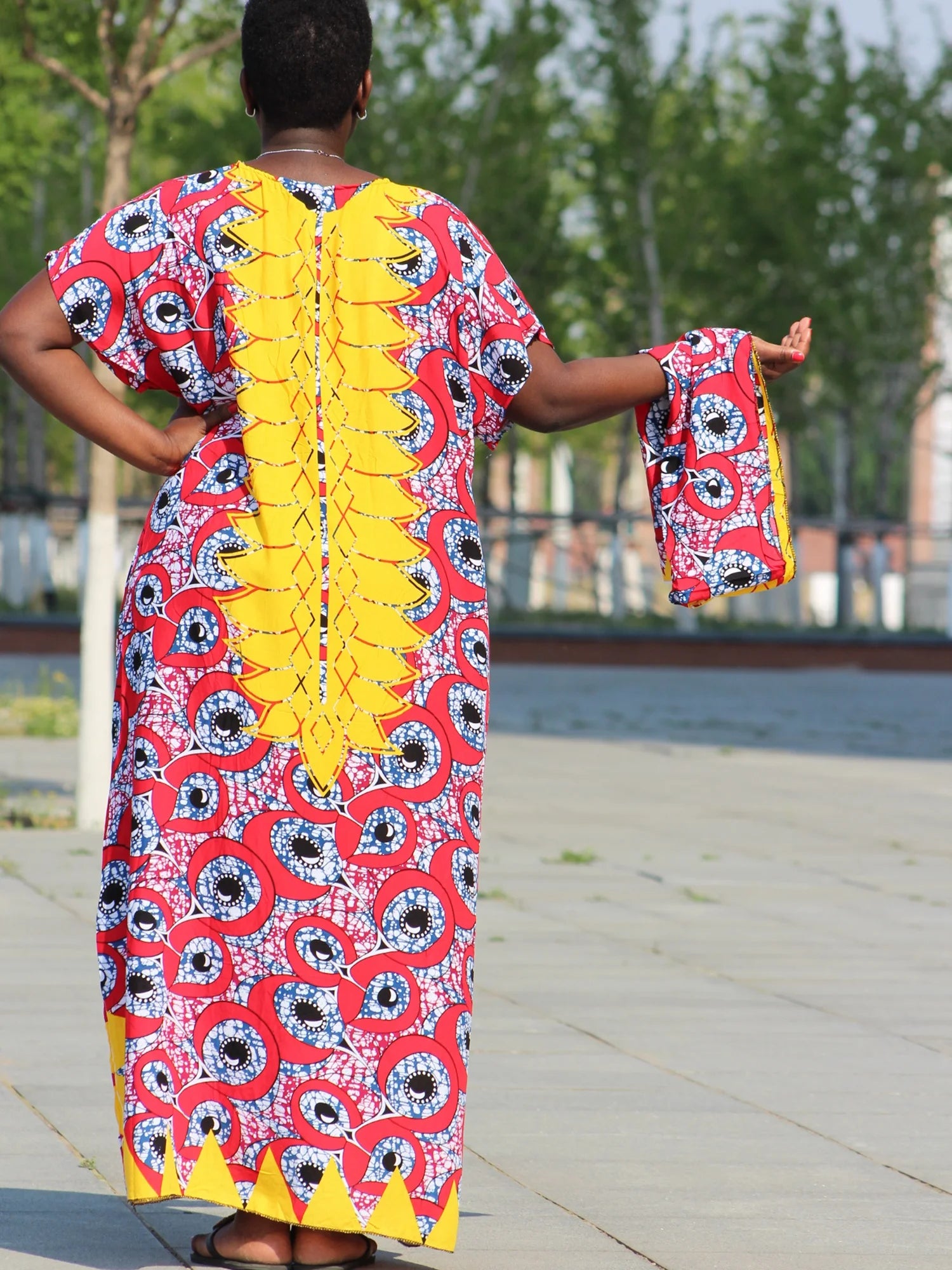 Timeless African Inspired Long Summer Dress: Casual Cotton Fashion for Elegant Holiday Beachwear - Flexi Africa - Flexi Africa offers Free Delivery Worldwide - Vibrant African traditional clothing showcasing bold prints and intricate designs