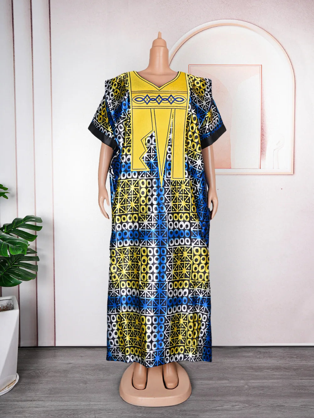Stylish African Evening Kaftan – Boubou Abaya Robe in Ankara Dashiki Design