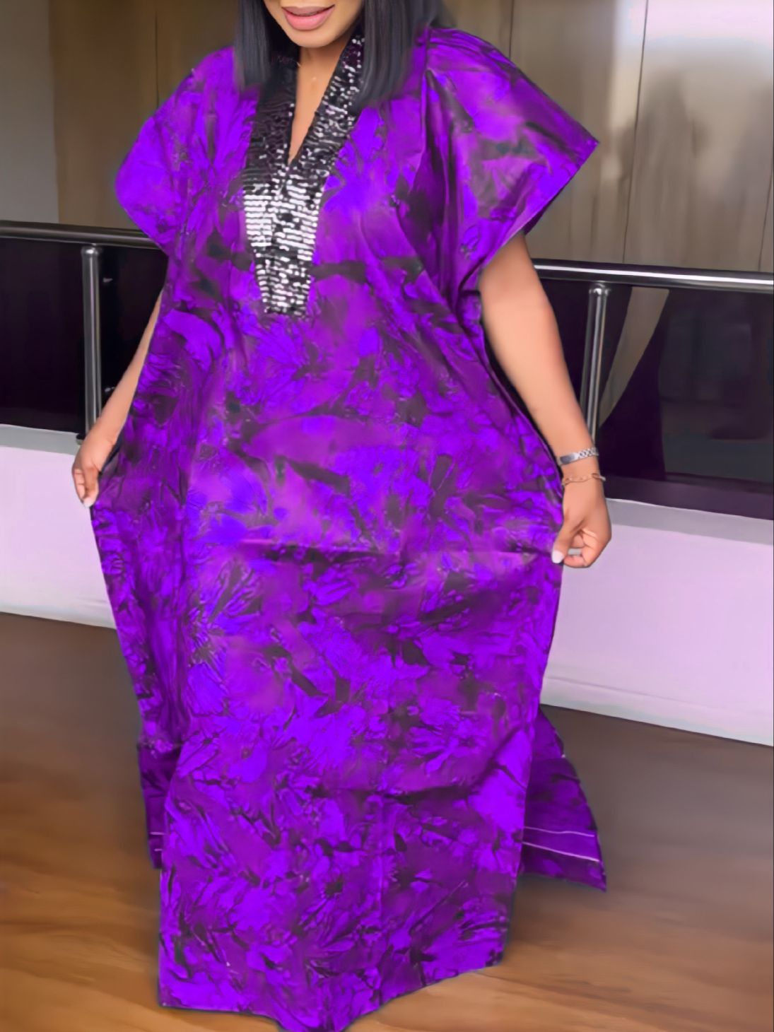 Gracefully Adorned: Traditional African Dresses for Women - Flexi Africa - Flexi Africa offers Free Delivery Worldwide - Vibrant African traditional clothing showcasing bold prints and intricate designs