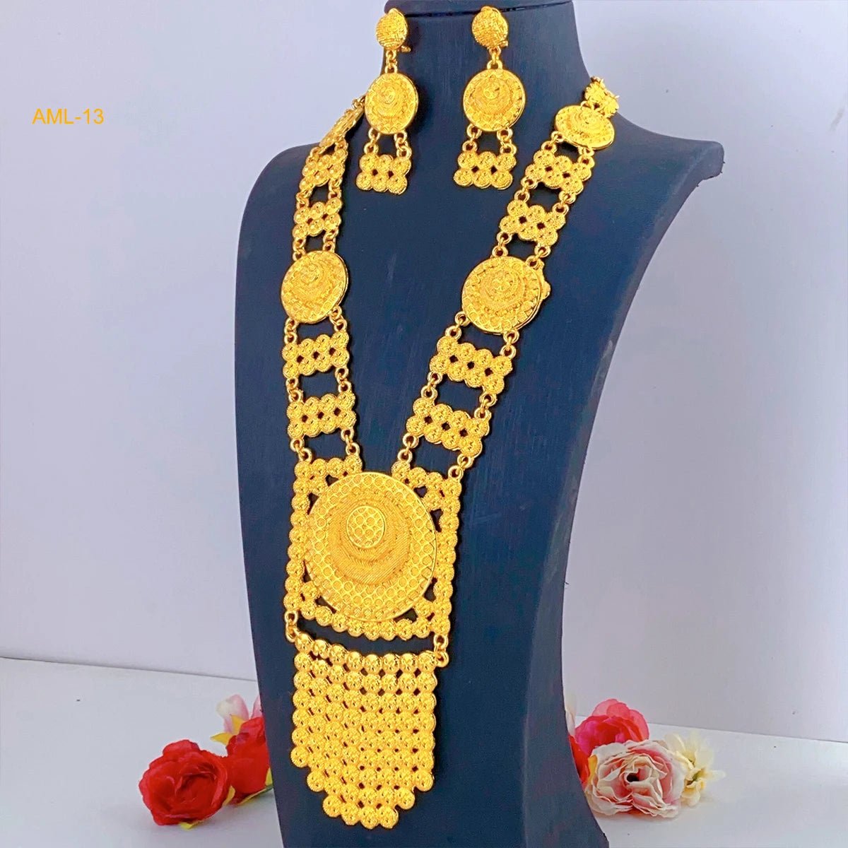 African Bridal Wedding Party Jewelry Set: Gold-Colored Necklace, Earrings, and Big Pendant Ensemble - Flexi Africa - Flexi Africa offers Free Delivery Worldwide - Vibrant African traditional clothing showcasing bold prints and intricate designs