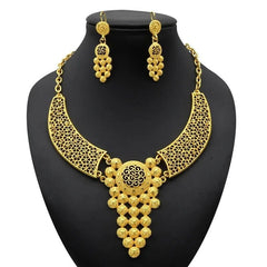 Gold-Plated Jewelry Set: Exquisite 24K Gold-Colored Necklace and Earrings for African Bridal Wear at Nigerian Wedding