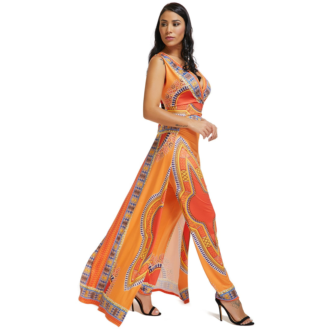 Ethnic Summer Kaftan Set: Vibrant African Print for a Stylish and Comfortable Look - Flexi Africa - Flexi Africa offers Free Delivery Worldwide - Vibrant African traditional clothing showcasing bold prints and intricate designs