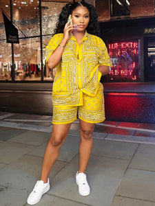 Make a statement with this New African Print Elastic Bazin 2 Piece Sets for Women, featuring a baggy shorts and a dashiki famous suit with a rock style outfit. This stunning set is perfect for ladies who want to showcase their unique style and love for African fashion